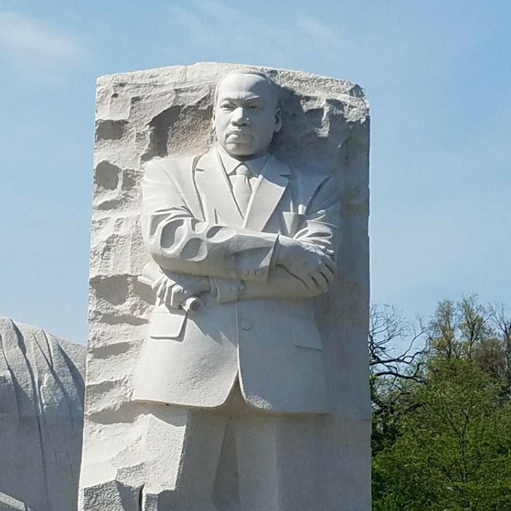 Meet your Posher, Keita